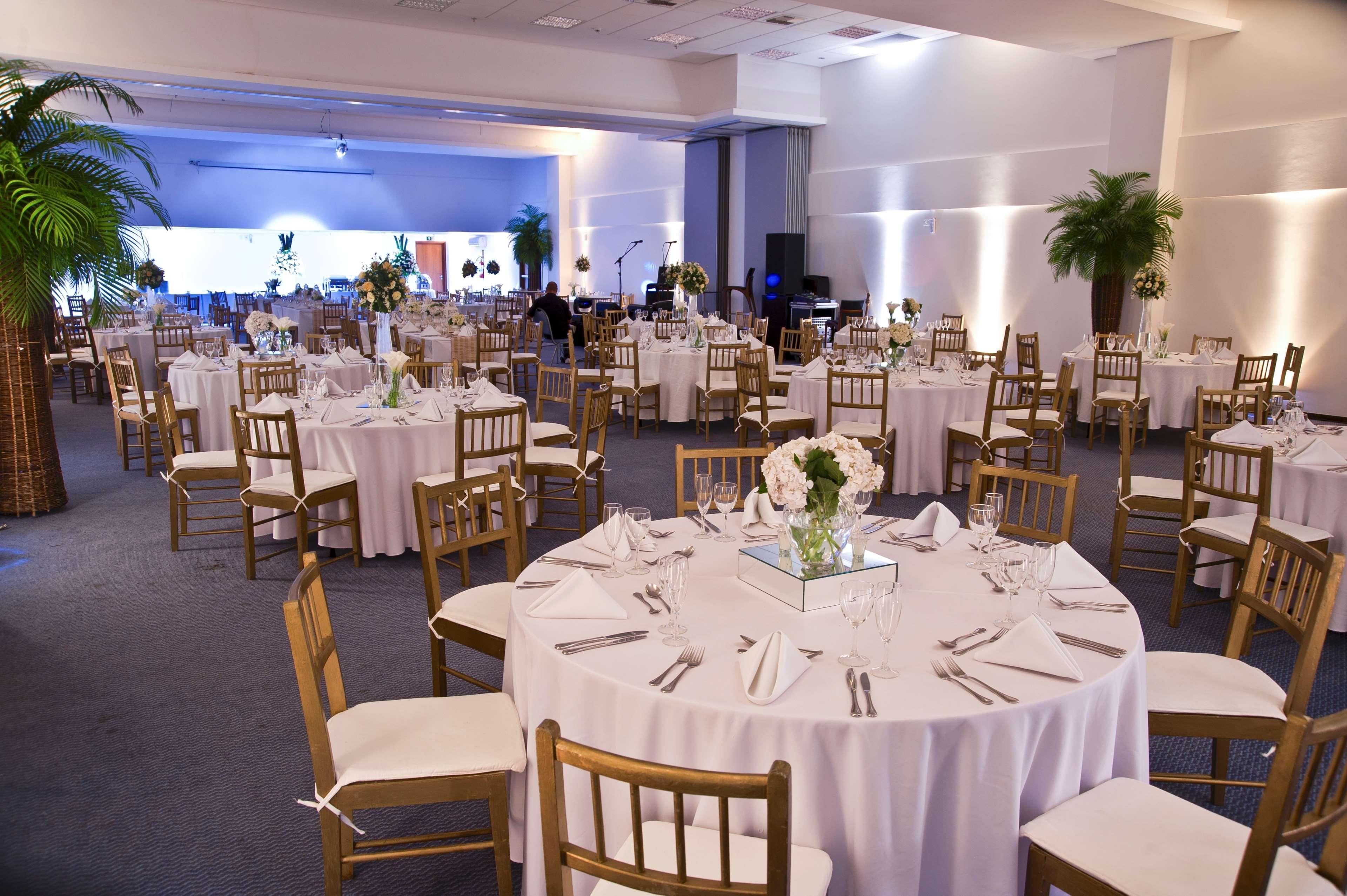 Best Western Premier Maceio 외부 사진 The ballroom at the National Hispanic Leadership Conference 2011