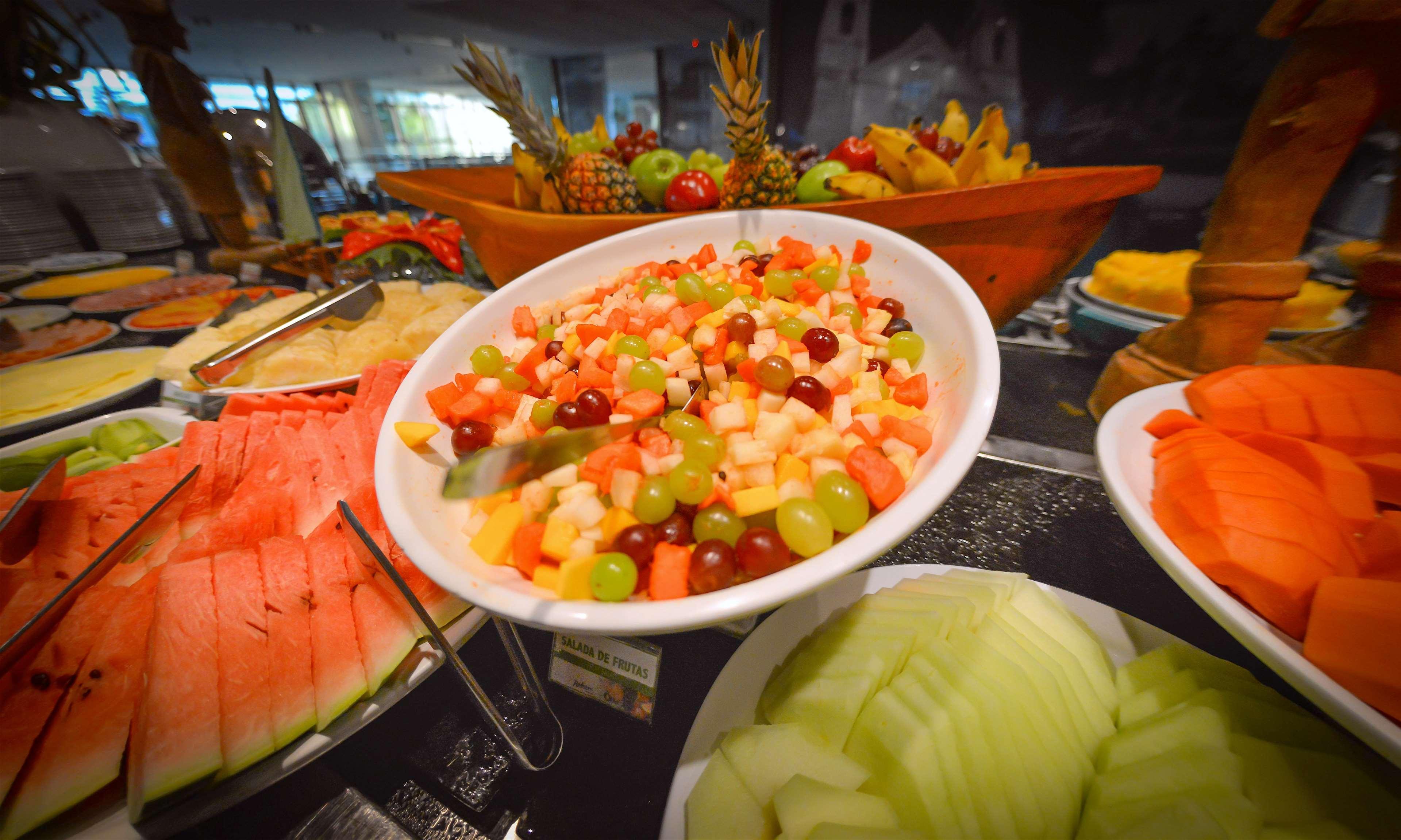 Best Western Premier Maceio 외부 사진 Fruit salad