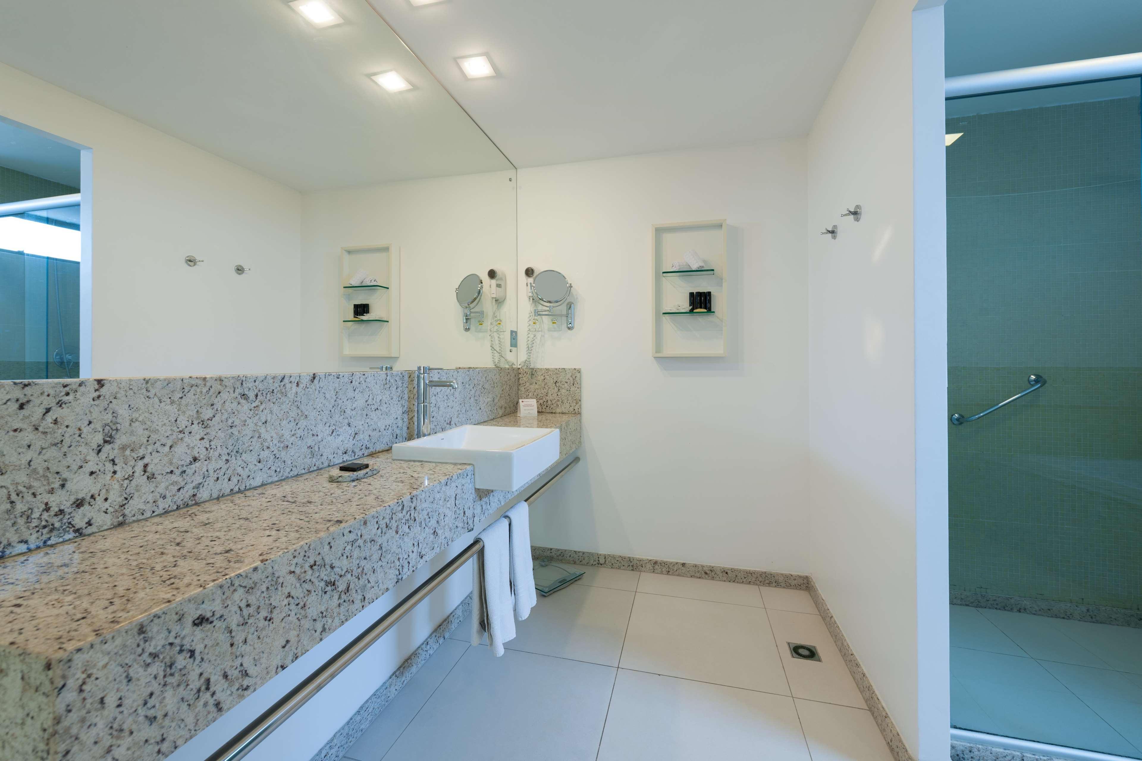 Best Western Premier Maceio 외부 사진 Bathroom